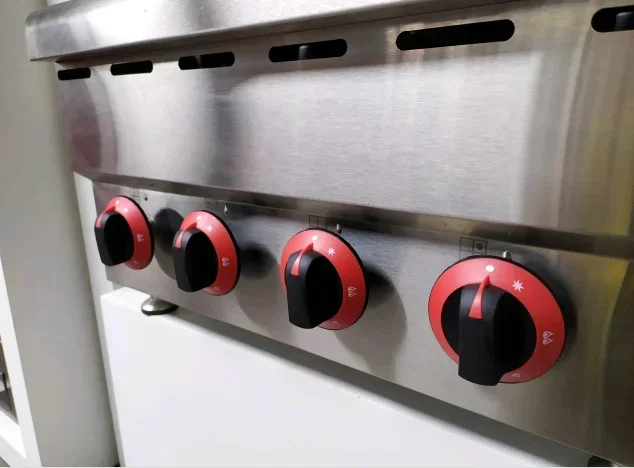 業務用ステンレス製厨房機器 4口卓上ガスレンジ 売れ筋商品 - Range Commercial Kitchen のレビューと価格